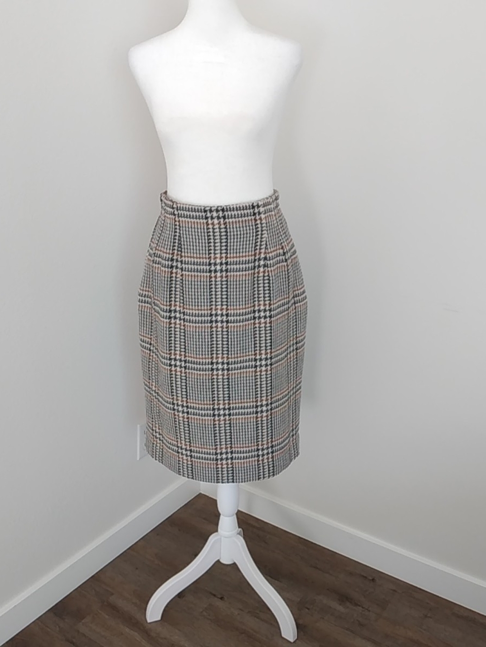 Vintage Norton McNaughton Plaid Houndstooth Wool Midi Skirt Size 8 Like New